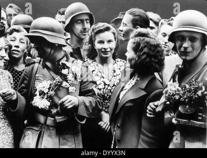 Faire progresser les troupes allemandes au cours de l'été 1941 Banque D'Images