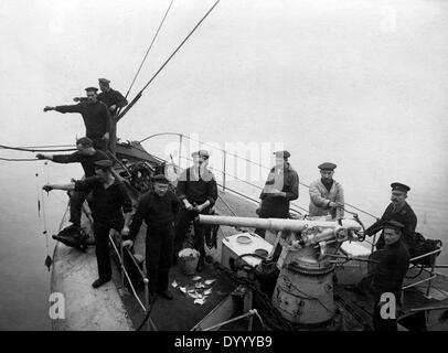 Pêche marines à bord d'un navire de guerre allemand, 1916 Banque D'Images