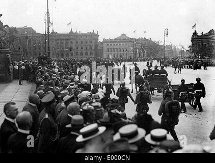 Défilé militaire à Berlin, 1914 Banque D'Images