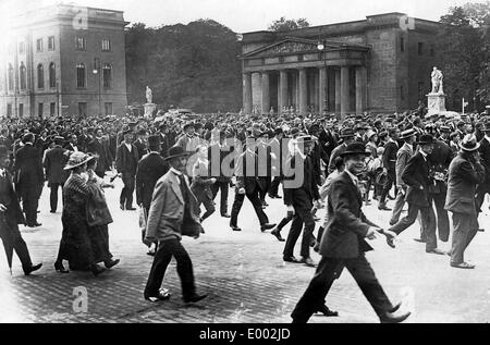 Les réservistes appelés à Berlin, 1914 Banque D'Images