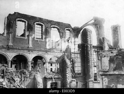 Église détruite à Lens, 1917 Banque D'Images