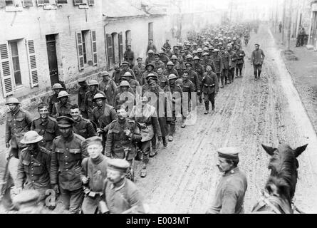 Les prisonniers britanniques au Western Front, 1918 Banque D'Images