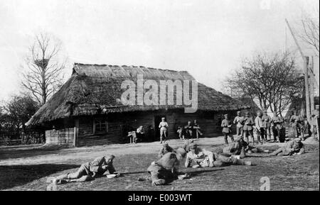 Les soldats allemands en russe en Lituanie, 1915 Banque D'Images