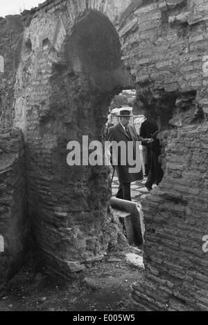 Le Président Theodor Heuss durant sa visite d'État à Rome, 1957 Banque D'Images