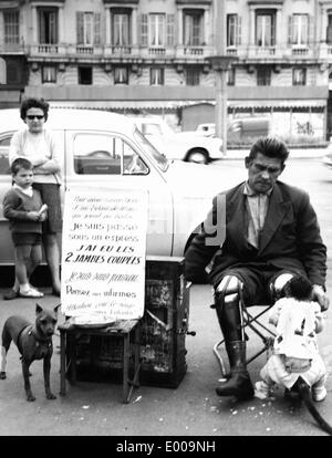 Joueur d'orgue à Marseille, 1963 Banque D'Images