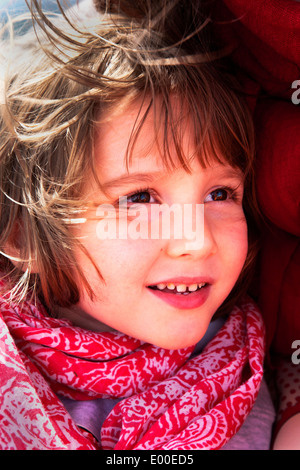 Head shot of joli garçon de 5 ans Banque D'Images