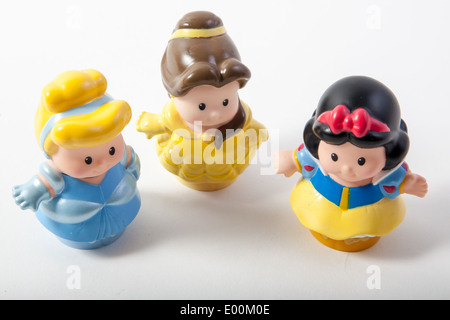 Le Fisher Price Little People marque de jouets avec la Princesse Disney Blanche Neige, Cendrillon et Belle beauté et la Bête Banque D'Images