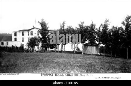 Prospect House sur Spofford Lake à Chesterfield, New Hampshire Banque D'Images