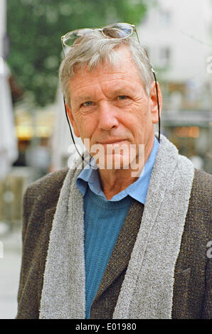 Amos Oz, 2002 Banque D'Images