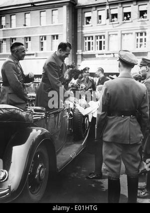 Rudolf Hess à son arrivée à un rassemblement électoral à Muenster, 1936 Banque D'Images