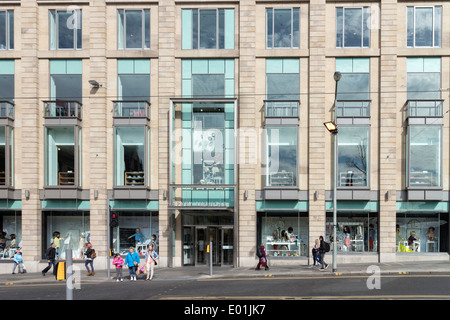 L'extérieur du grand magasin Harvey Nichols St Andrew Square, Édimbourg. Banque D'Images