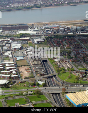 Vue aérienne de l'entrée est de la Mersey Tunnel à Liverpool Banque D'Images