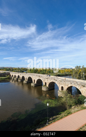 Puente Romano ou pont romain à Merida, Badajoz, Estrémadure, Espagne, Europe Banque D'Images