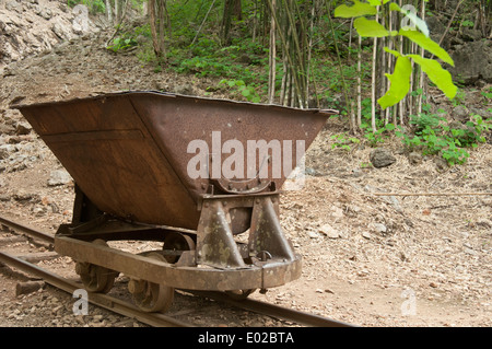 'Hellfire Pass' sur la coupe de fer de la mort, Kanchanaburi, Thaïlande Banque D'Images