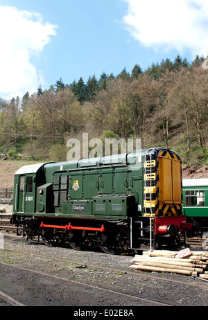 Locomotive diesel de la classe 08 à la forêt de Dean, fer Norchard, Gloucestershire, England, UK Banque D'Images