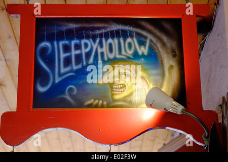 Sleepyhollow spooky boutique sign Matlock Bath Angleterre Derbyshire UK Banque D'Images