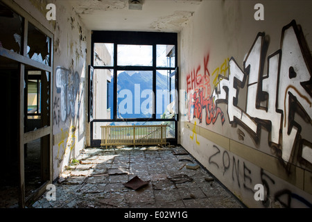 La Suisse, le Canton du Tessin, Medoscio, ancien sanatorium Banque D'Images