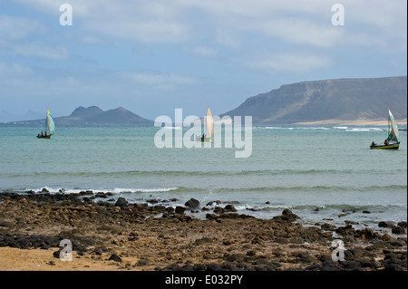 Un village sur la côte orientale de l'île de São Vicente appelé Baia das Gatas - La Baie des Requins - Cabo Verde en Afrique. Banque D'Images