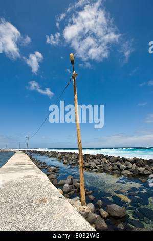 Un village sur la côte orientale de l'île de São Vicente appelé Baia das Gatas - La Baie des Requins - Cabo Verde en Afrique. Banque D'Images