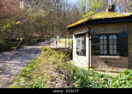 Copley Bridge Bar toll house, maintenant converti à une habitation Banque D'Images