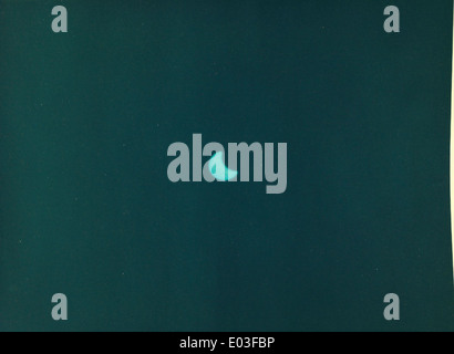 Cette photo brillante, prise par la NASA, montre une vue imprenable de la Terre depuis l'espace, capturée le 3 février 2023. L'image montre la Terre en forme de croissant, montrant la courbure de la planète et la beauté de notre atmosphère d'un point de vue spatial. La photo met en évidence la perspective unique de la Terre vue depuis l’orbite, mettant l’accent sur les détails complexes de la surface et de l’atmosphère de la planète. Banque D'Images