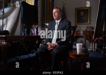 Le président américain de la Chambre John Boehner tapes une entrevue pour PBS Frontline du Conseil de l'éducation dans la chambre du Capitol le 23 janvier 2013 à Washington, DC. Banque D'Images