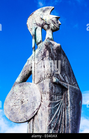 Statue de Minerve, déesse romaine de la sagesse et le commerce,sur une passerelle au-dessus de l'Escaut à Anvers, Belgique. Banque D'Images