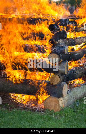 La Combustion des Sorcières, célébration Buštěhrad, Kladno, République tchèque, de nombreuses sorcières ont été brûlées au cours du 16ème siècle Banque D'Images