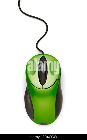 Souris d'ordinateur avec cordon vert isolé sur fond blanc. Banque D'Images