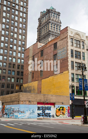 Detroit, Michigan - 'Renaissance' de Detroit graffiti sur un bâtiment du centre-ville. Banque D'Images