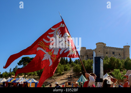 CUENCA, ESPAGNE - 01 MAI - Championnats du monde en combat médiéval organisé au Château de Belmonte à Cuenca, Espagne, Mai 1 - 4, 2014 Banque D'Images