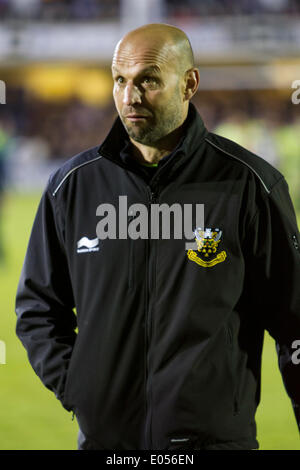 Bath, Royaume-Uni. 09Th Mai, 2014. Northampton Saints Directeur de Rugby Jim MALLINDER soulève ses sourcils à la suite après l'Aviva Premiership match entre Bath et Northampton Saints au Recreation Ground. Credit : Action Plus Sport/Alamy Live News Banque D'Images