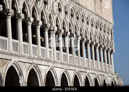 Markus célèbre Platz à Venise, Italie, Europe, Der beruehmte Markus Platz à Venise, Italie, Europa Banque D'Images