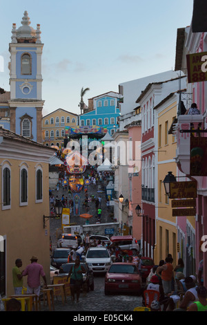 Les bâtiments historiques et l'église de Rosario dos Pretos dans Pelourinho District, Salvador, État de Bahia, Brésil Banque D'Images