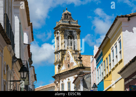 Bâtiments historiques dans le quartier de Pelourinho, Salvador (site du patrimoine mondial de l'UNESCO), l'Etat de Bahia, Brésil Banque D'Images