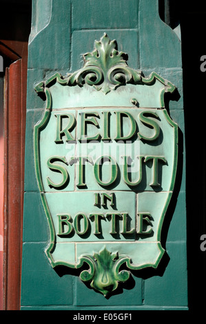 Londres, Angleterre, Royaume-Uni. Couronne et Anchor pub dans Shelton Street, Covent Garden. Banque D'Images