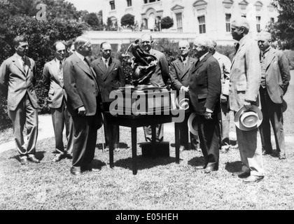 Remise d'un Trophée Collier 1929 Banque D'Images