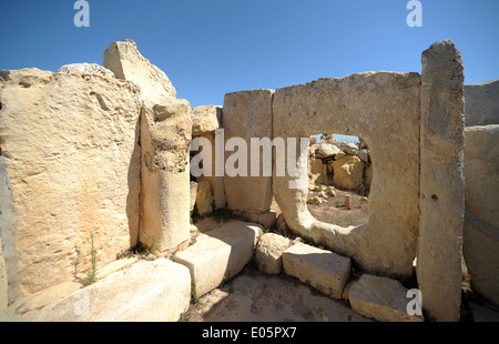 Hagar Qim, est un complexe de temples mégalithiques trouvés sur l'île méditerranéenne de Malte, datant de la phase Ġgantija Banque D'Images