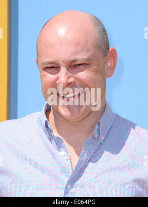 Los Angeles, Californie, USA. 3 mai, 2014. Rob Corddry participant à la Los Angeles Première de '' l'histoire d'OZ : Dorothy's'' qui a eu lieu au Regency Village Theatre à Westwood, Californie le 3 mai 2014. 2014 : Crédit D. Long/Globe Photos/ZUMAPRESS.com/Alamy Live News Banque D'Images