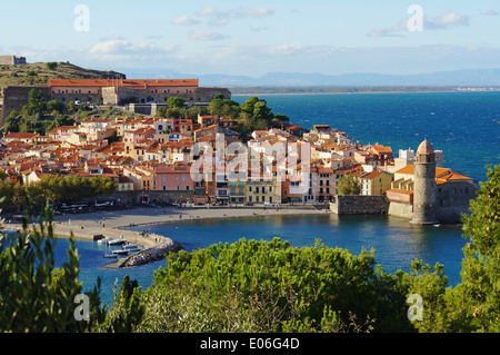 Collioure, village côtier du sud de la France, mer Méditerranée, Languedoc Roussillon, Pyrenees Orientales Banque D'Images