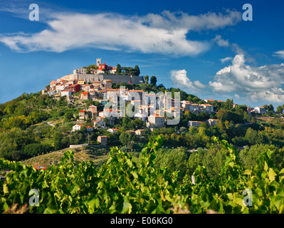 Motovun, Croatie.Petite ville en Istrie. Banque D'Images