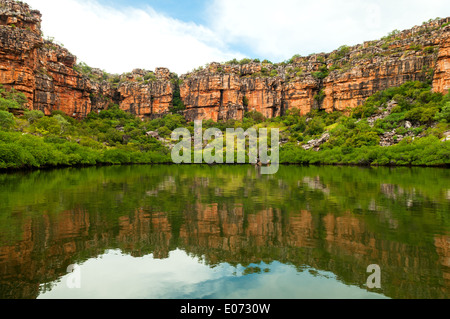 Réflexions sur la gorge de la rivière George King, le Kimberley, Western Australia, Australia Banque D'Images