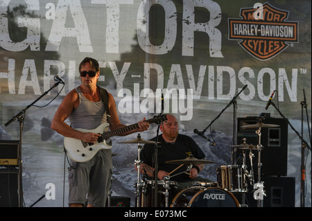 Concessionnaire Harley Davidson Gator pendant l'étape de la musique au cours de 2014 le Leesburg Bikefest rallye moto annuel Banque D'Images