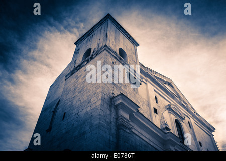 Une ancienne église située à Barletta, ville située dans les Pouilles, Italie du Sud Banque D'Images