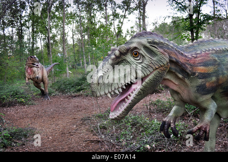 Velociraptor attaquant un dinosaure. La reconstruction réalistes Banque D'Images