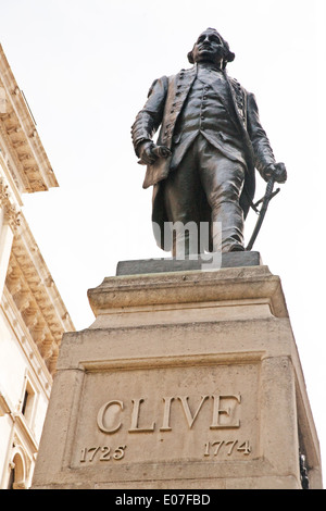 Statue de Robert Clive Clive sur mesures dans le Roi Charles Street à Whitehall, Londres Banque D'Images