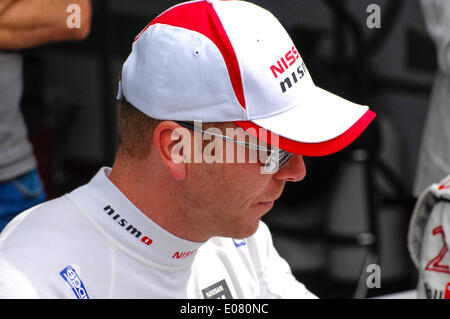 Rockingham, Northampton, Royaume-Uni. 5e mai 2014. La sextuple champion cycliste Sir Chris Hoy a pris part à sa deuxième course dans le British GT Championship. Les deux heures de course a eu lieu à l'hippodrome de Rockingham dans le Northamptonshire. Sir Chris est au volant d'une Nissan GT-R Nismo GT3. Credit : Bigred/Alamy Live News Banque D'Images