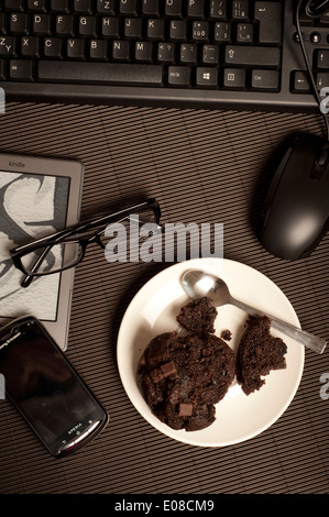 Muffin et objets de la technologie Banque D'Images