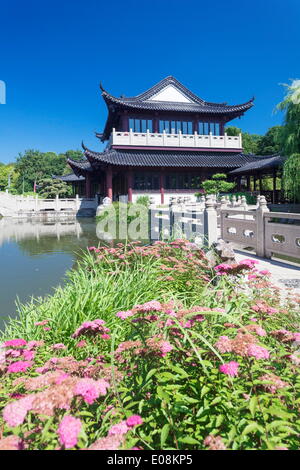 Maison de thé, Jardin Chinois, parc municipal Luisenpark, Mannheim, Baden Wurtemberg, Allemagne, Europe Banque D'Images