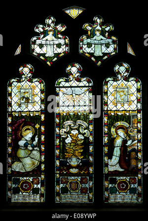 La fenêtre de l'annonciation par Kempe, Église de Saint-barthélemy, beaucoup Marcle, Herefordshire, Angleterre, RU Banque D'Images